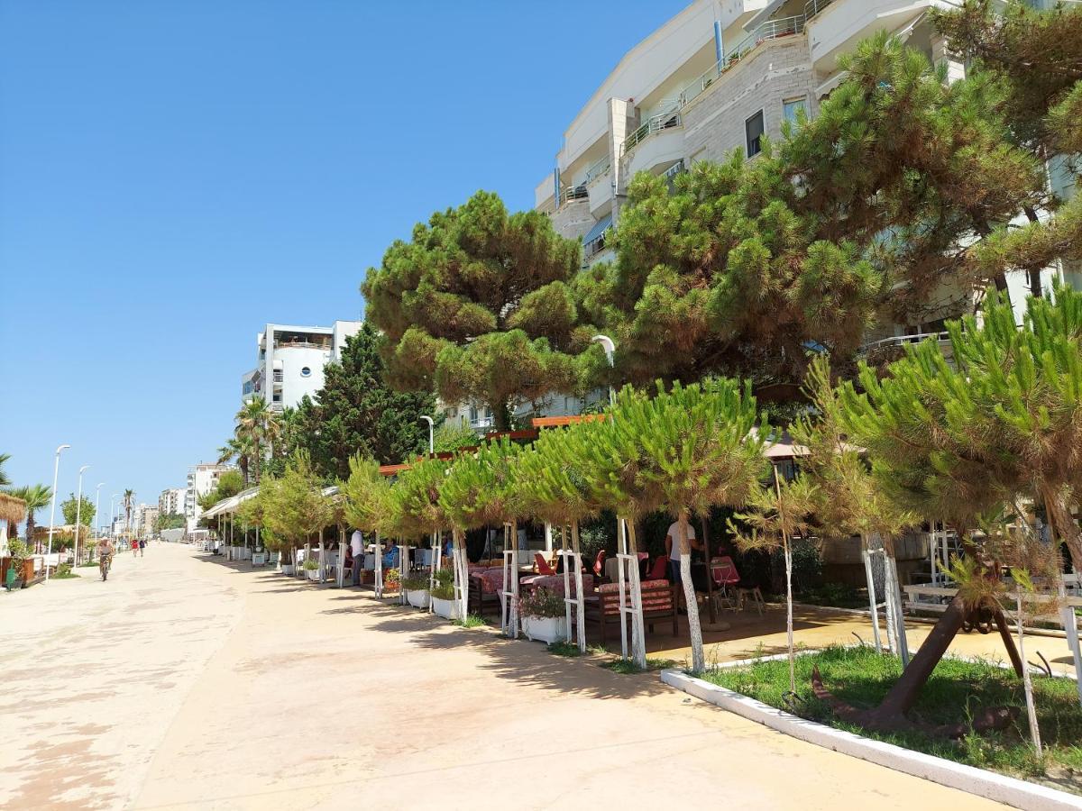 Golden Beach Apartments Durres Exterior photo